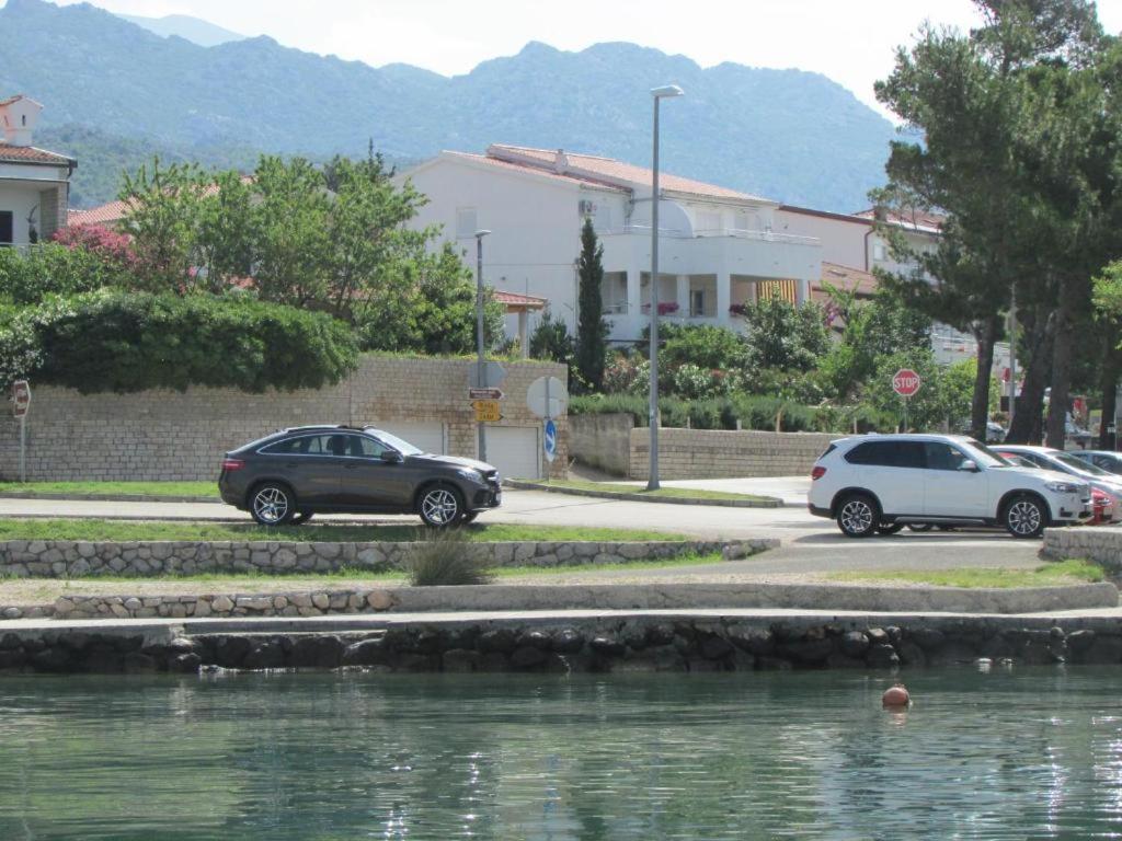 Apartmani I Sobe Grga Starigrad Paklenica Bagian luar foto