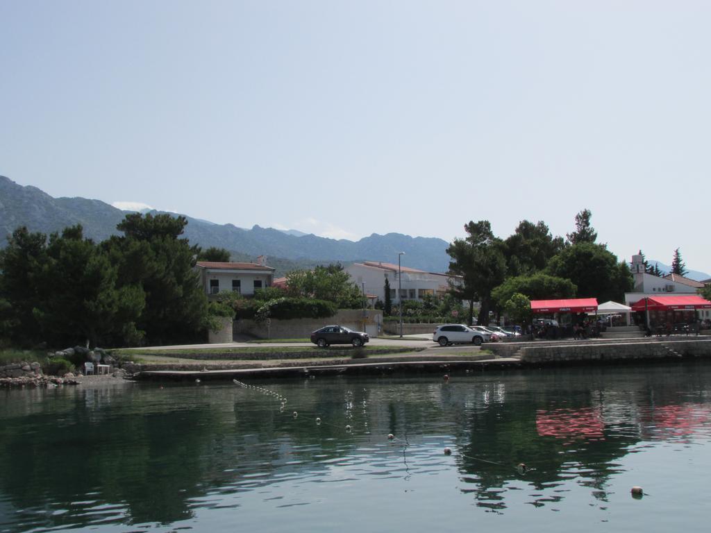 Apartmani I Sobe Grga Starigrad Paklenica Bagian luar foto
